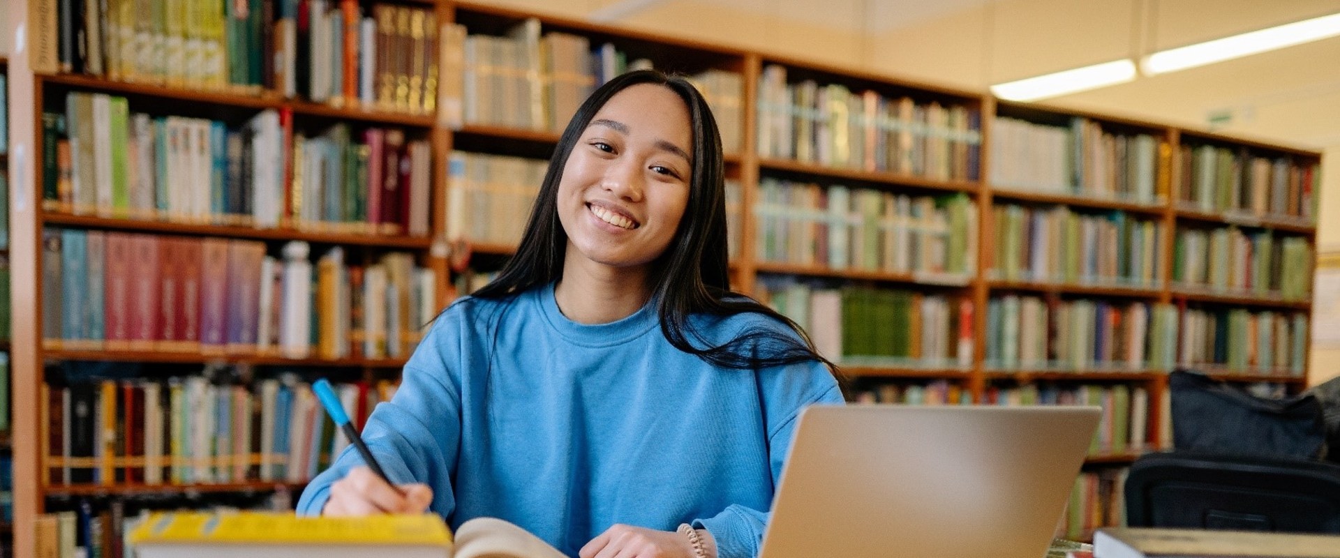 Scholarship Deadlines: What International Students Need to Know